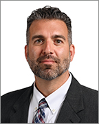 Headshot of Aaron VanDerwiel, Deputy Managing Director of Fixed Income